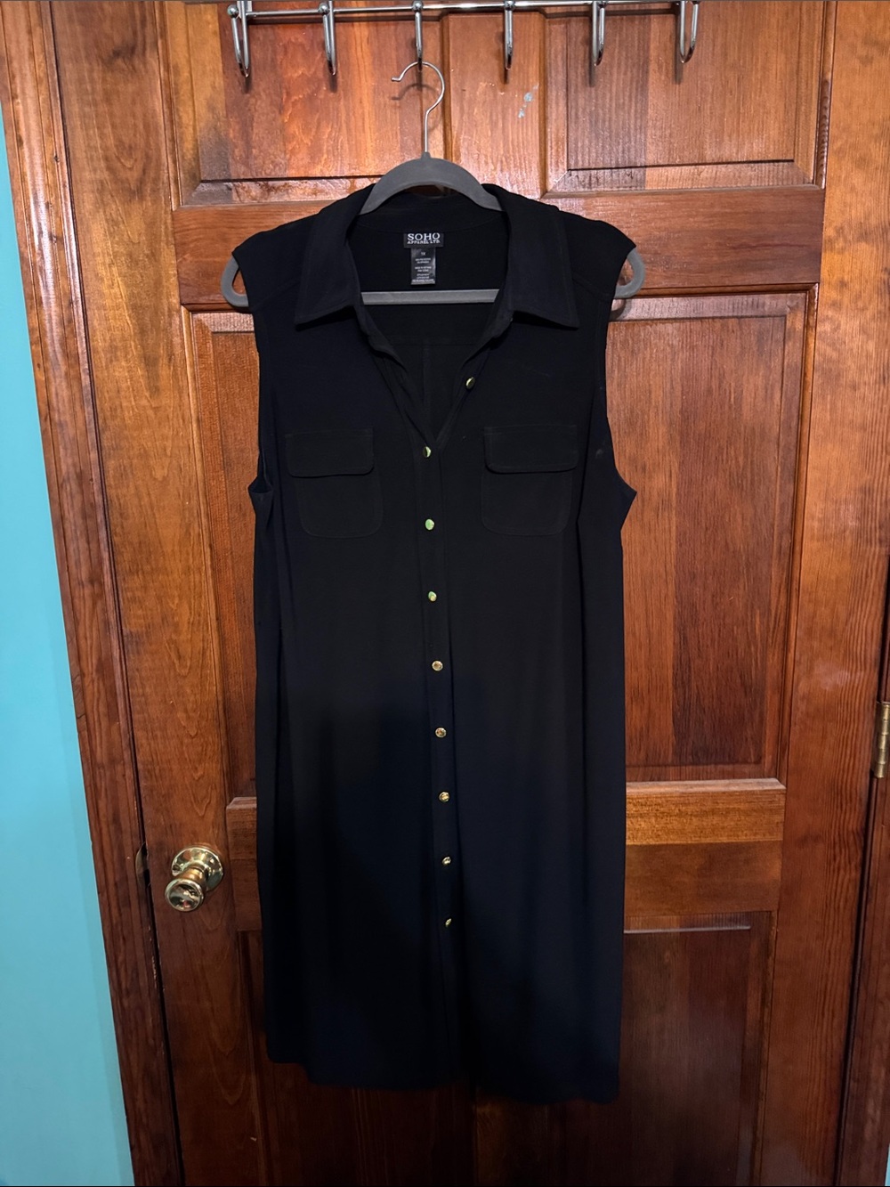Soho Black Sleeveless Button-Front Shirt Dress